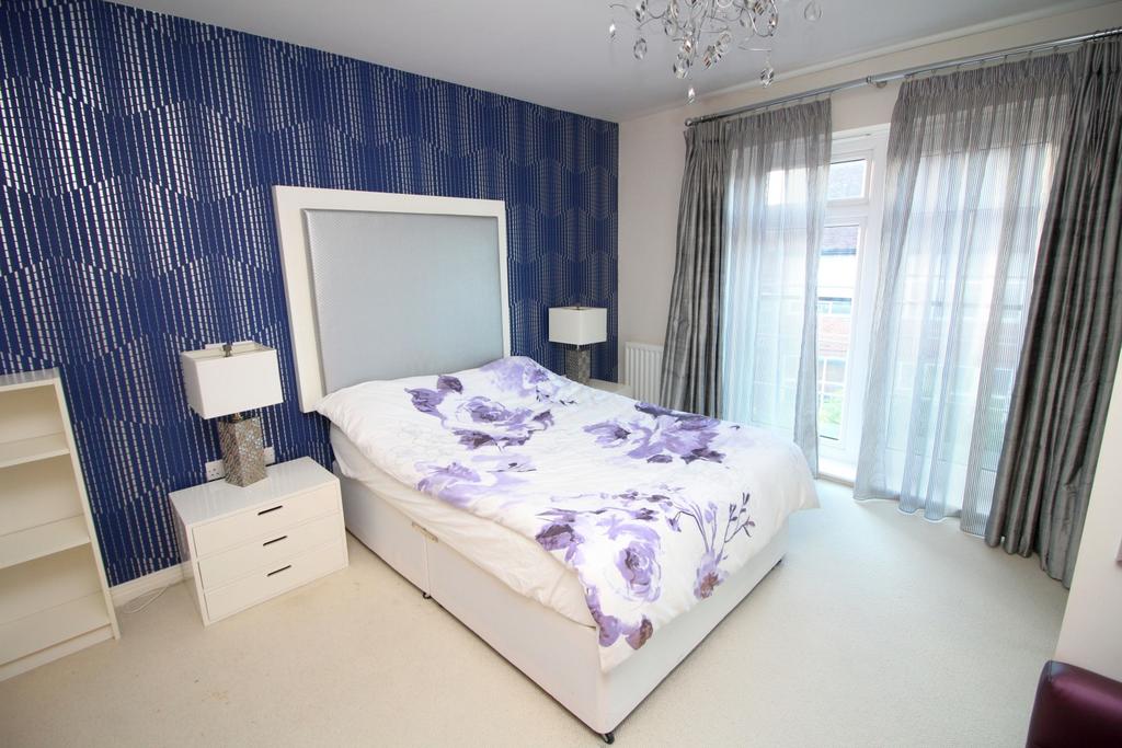 14 Wetton Court B1