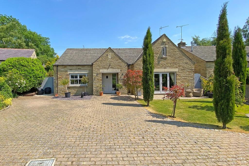 Town Street, Shaw Mills, Harrogate 4 bed detached house for sale £600,000