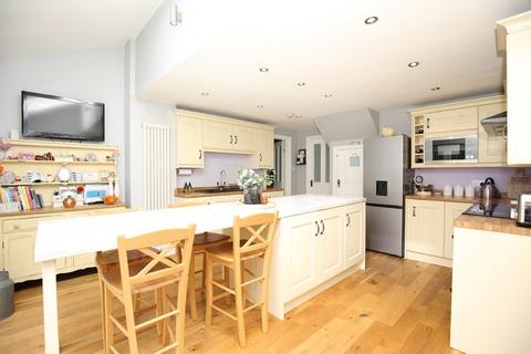 4 The Spinney, Mancetter, Atherstone, CV9 1RS