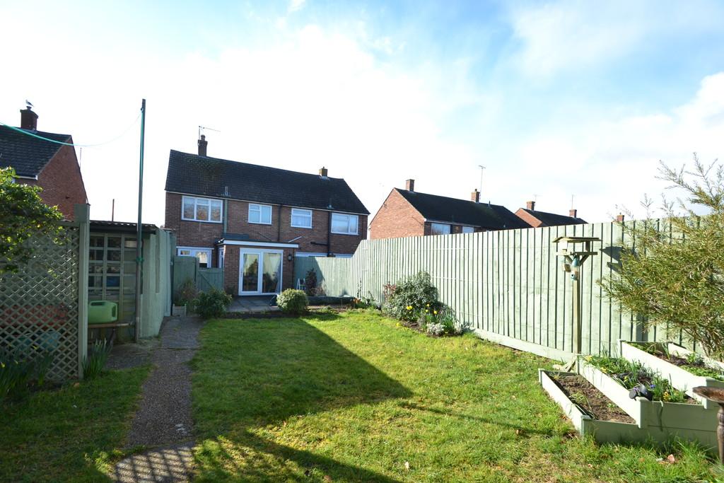 Road, Ipswich IP4 5LB 3 bed semidetached house £280,000