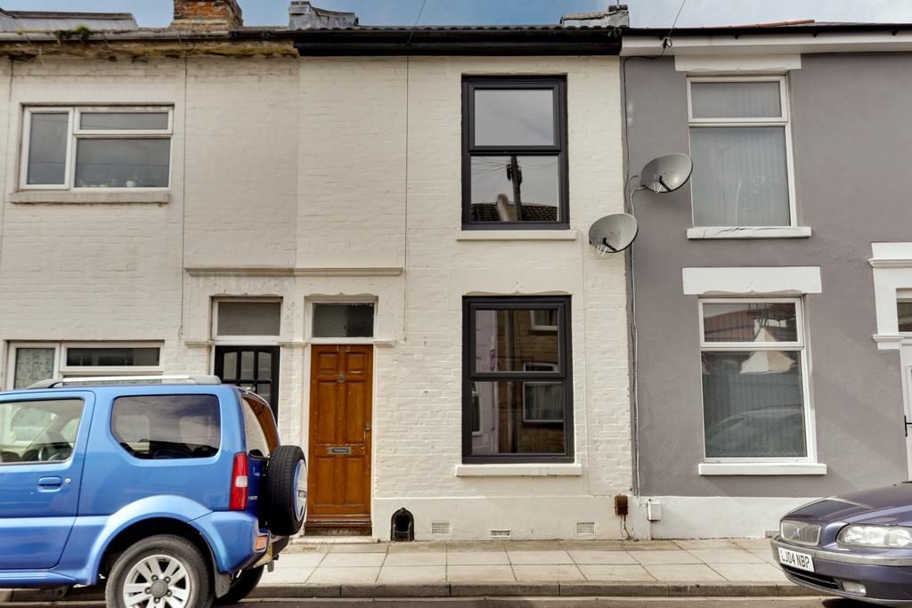 Esslemont Road, Southsea 2 bed terraced house for sale £245,000