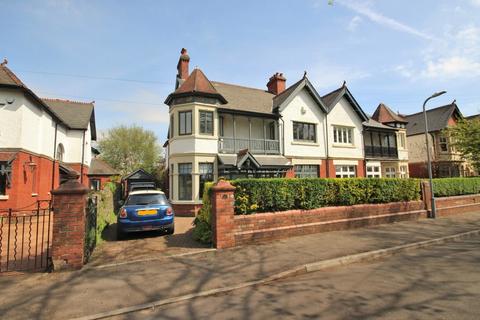 17 The Parade, Whitchurch, Cardiff, CF14 2EF