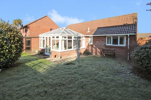 23 Cheyney Walk, Westbury, BA13 3UH