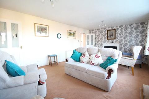 23 Cheyney Walk, Westbury, BA13 3UH