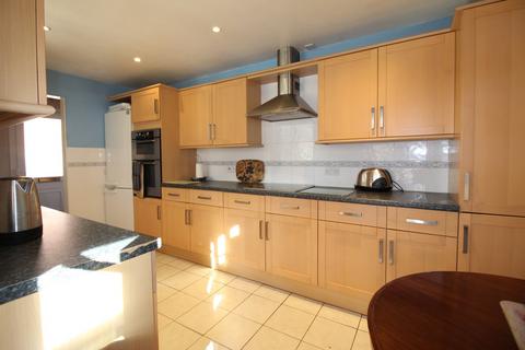 23 Cheyney Walk, Westbury, BA13 3UH