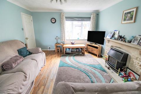11 Rodway, Wanborough, Swindon, SN4 0TN