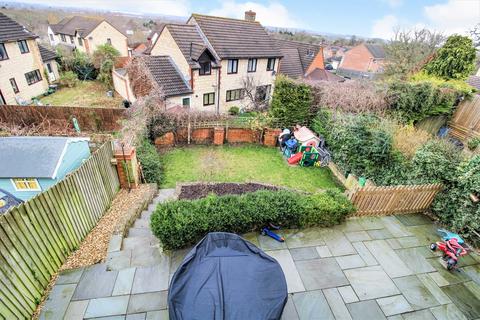 11 Rodway, Wanborough, Swindon, SN4 0TN