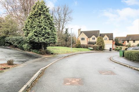 11 Rodway, Wanborough, Swindon, SN4 0TN