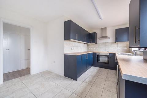 4 bedroom detached house to rent, High Beech, South Croydon