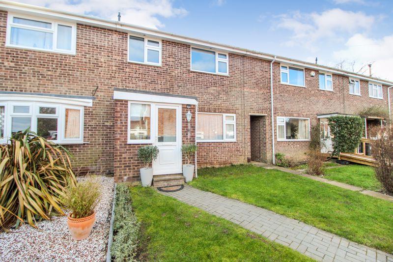 Blossom Close, Botley, SO30 2FR 3 bed terraced house - £315,000