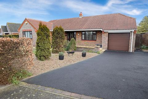 3 bedroom detached bungalow for sale - 10 Forest Pines Lane, Woodhall Spa