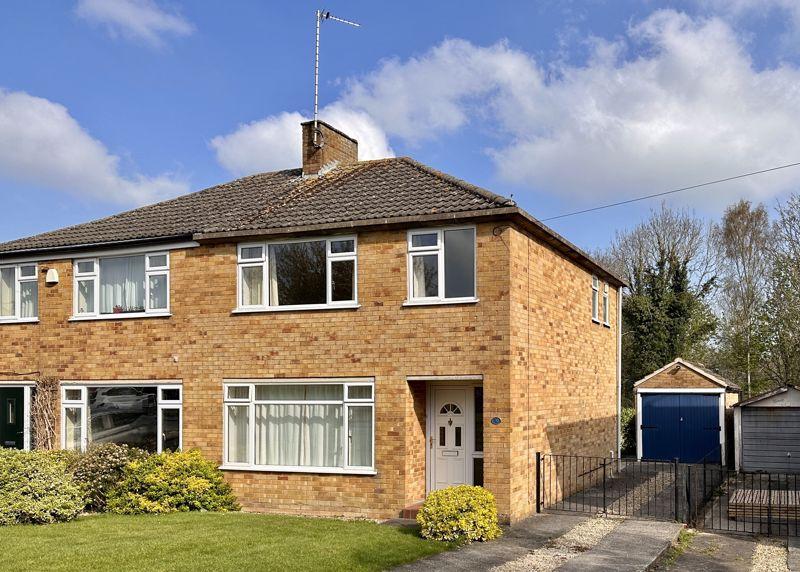 Palmers, Wantage 3 bed semidetached house for sale £395,000