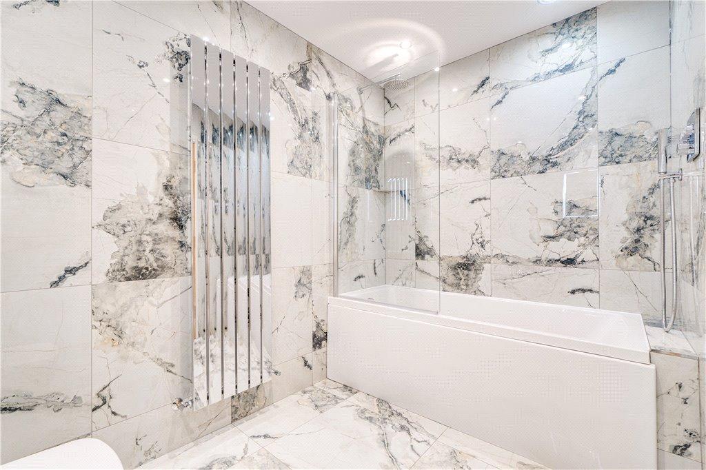 Modern Bathroom