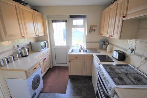 25 Webster Close, Thame, OX9 3TU