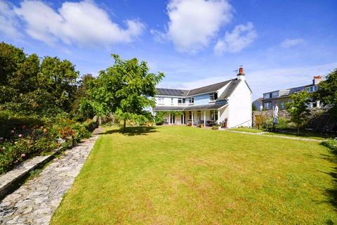 4 bedroom detached house for sale, Higher Furzeham Road, Brixham