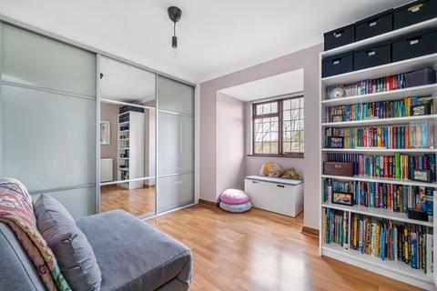 6 Warren Avenue, Orpington, BR6 6HX