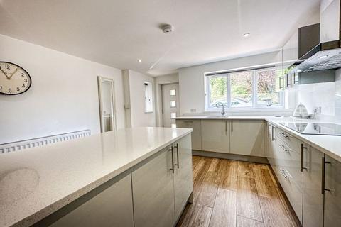 210 Armshead Road, Werrington, Stoke-on-trent, ST9 0EL