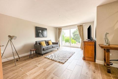 210 Armshead Road, Werrington, Stoke-on-trent, ST9 0EL