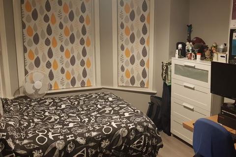 1 bedroom in a house share to rent, DOUBLE ROOM IN SHARED HOUSE- Walpole Road, Bournemouth - Single Occupancy Only - Available from 30th January 2026