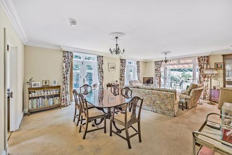 3 bedroom retirement property for sale - Sandbourne Court, West Overcliff Drive, Bournemouth