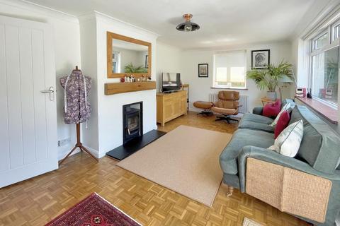 2 bedroom detached house for sale, Church Road, Kenley, Surrey, CR8 5DU