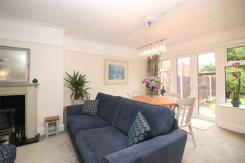 3 bedroom semi-detached house for sale - Carisbrooke Drive, Southport, Merseyside, PR9