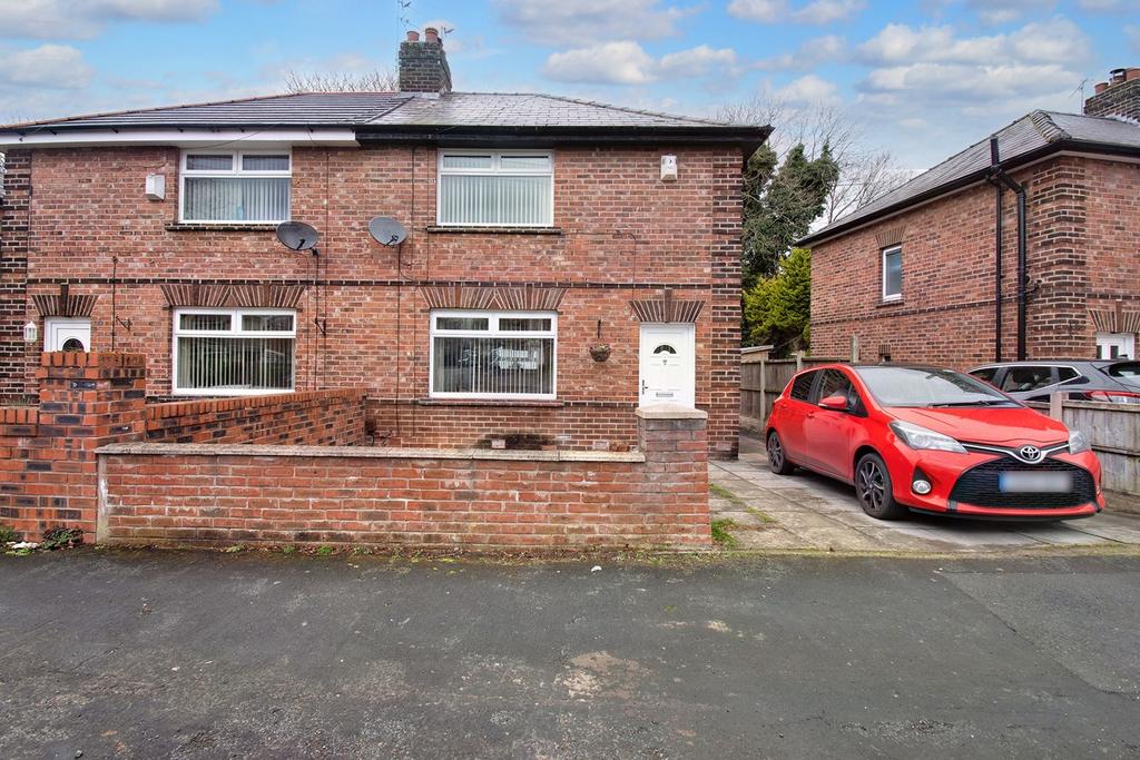 Dodd Avenue, St Helens, WA10 3 bed semidetached house £175,000