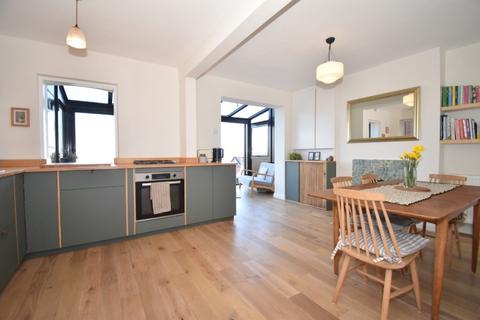 3 bedroom detached house for sale - Cowick Hill, Exeter, EX2