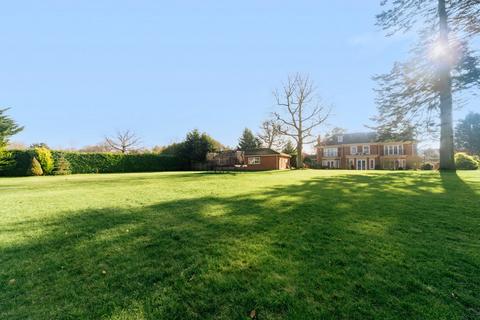 6 bedroom detached house for sale, Fulmer Common Road, Fulmer, SL3