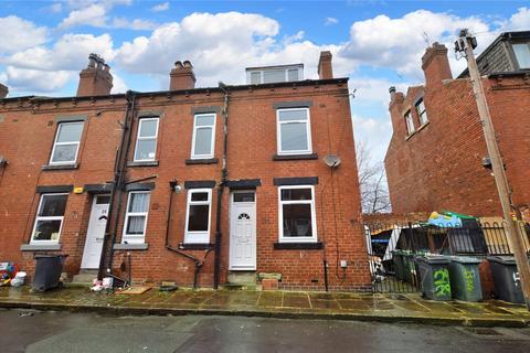 2 bedroom terraced house for sale - Harlech Avenue, Beeston, Leeds, West Yorkshire