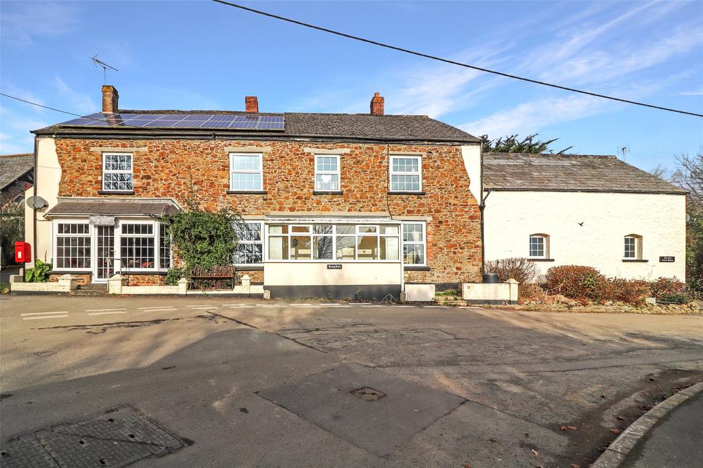 Broad Street, Black Torrington, Devon, EX21 Restaurant £495,000