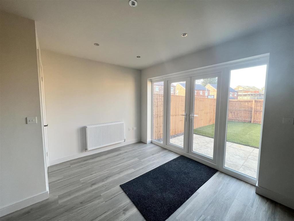 Londesborough Road, Market Weighton... 2 bed terraced house £650 pcm