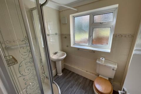 2 bedroom ground floor flat to rent, STOURBRIDGE - Danford Close