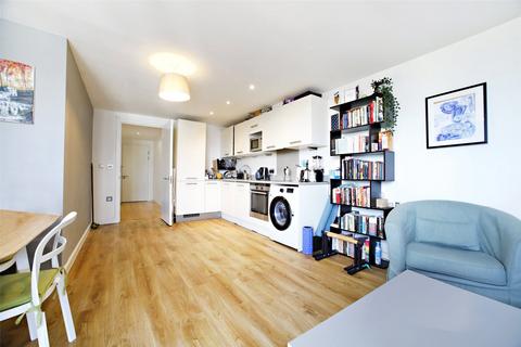 2 bedroom apartment to rent, Channel House, Water Gardens Square, London, SE16