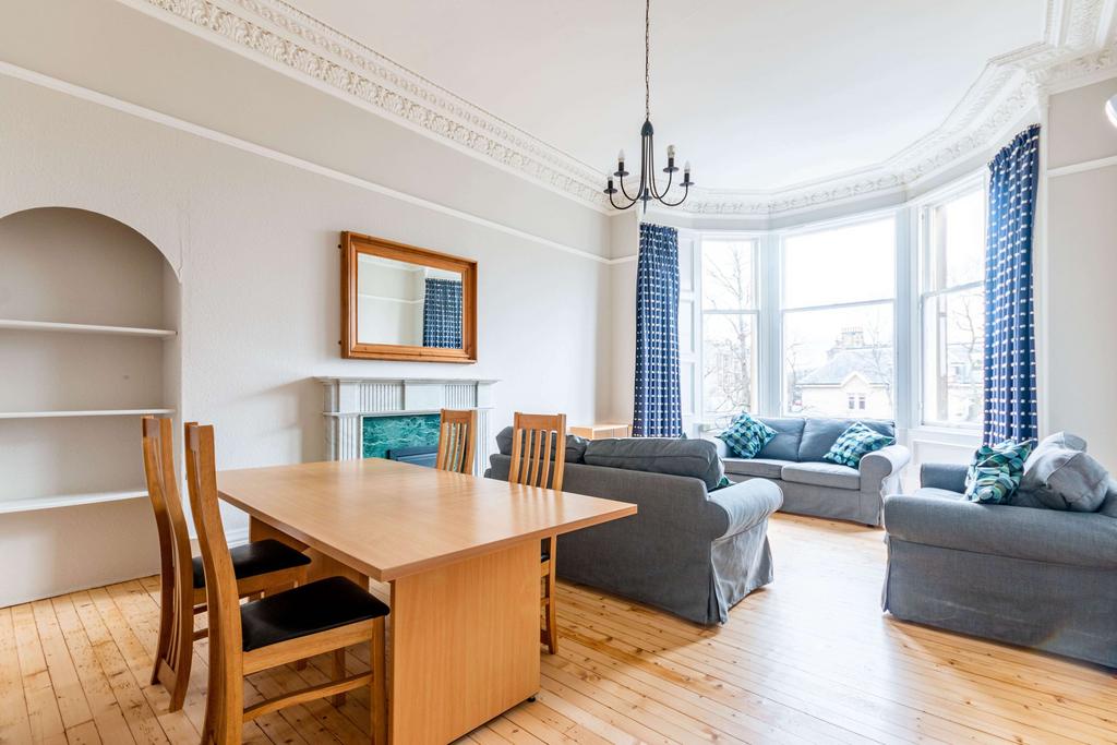 Thirlestane Road Edinburgh EH9 1AR... 4 bed flat £3,000 pcm (£692 pw)