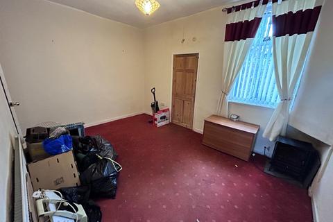 180 Billinge Road, Wigan, WN5 9JE