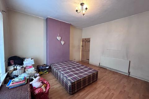 180 Billinge Road, Wigan, WN5 9JE