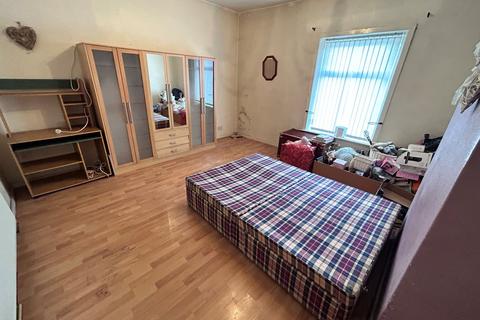 180 Billinge Road, Wigan, WN5 9JE
