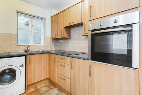 1 bedroom apartment to rent, College Avenue, Harrow Weald, Harrow, HA3