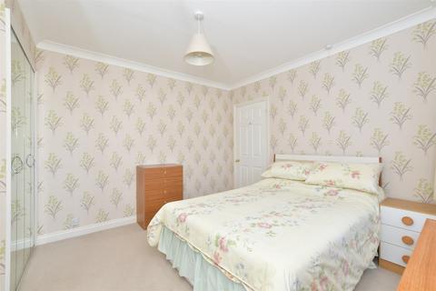 3 bedroom semi-detached bungalow for sale - Oak Avenue, Chichester, West Sussex