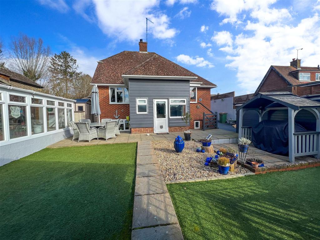 Mill Lane, Ashington, West Sussex 4 bed detached house for sale £630,000