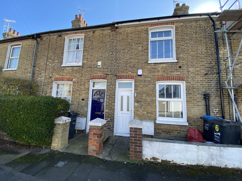 Afghan Road Broadstairs CT10 2 bed terraced house £1,000 pcm (£231 pw)
