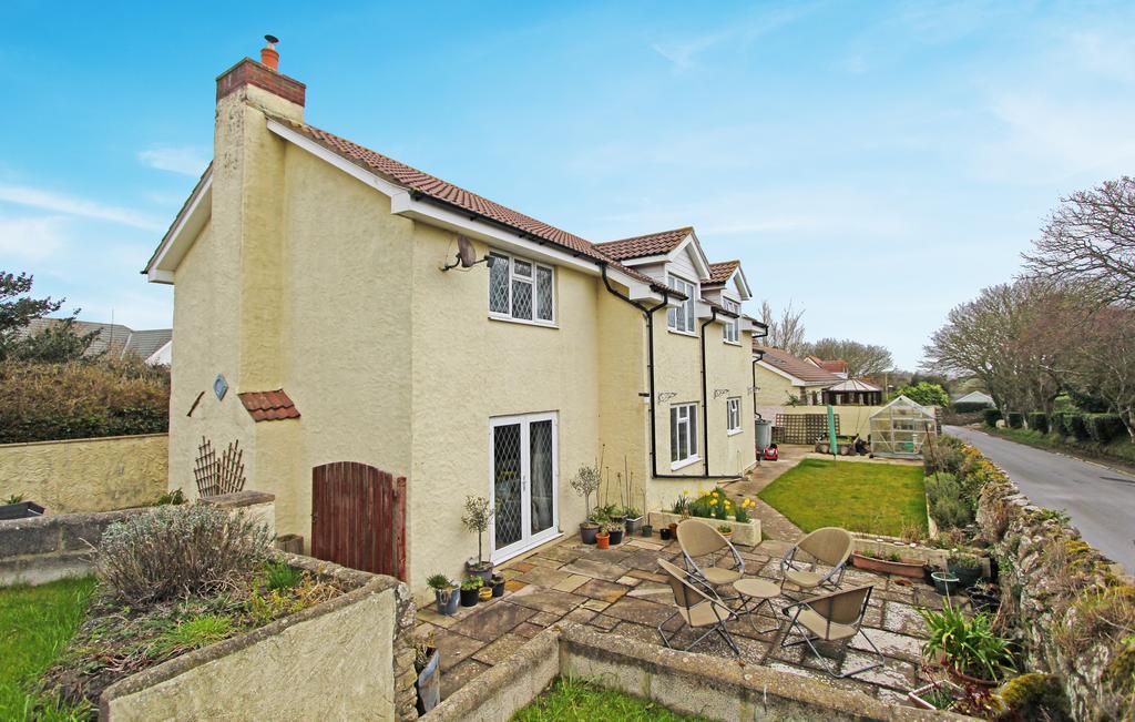 Rue De Longis, Alderney GY9 5 bed detached house for sale £499,000