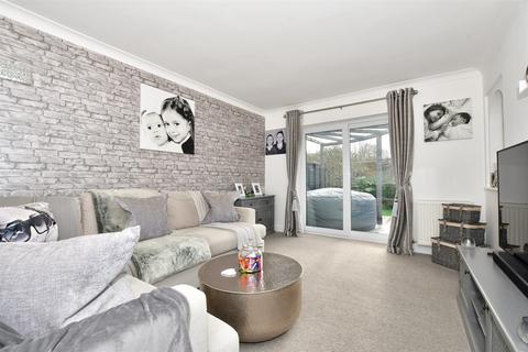 66 Knights Croft, New Ash Green, Longfield, DA3 8JS