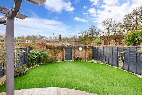 66 Knights Croft, New Ash Green, Longfield, DA3 8JS