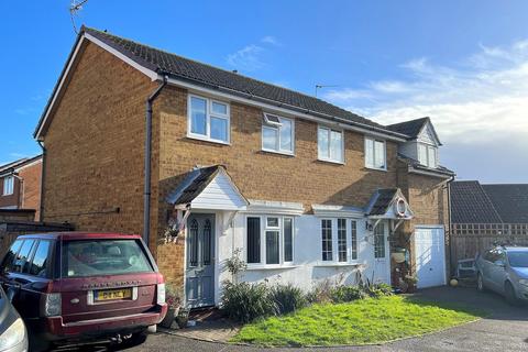 8 Baker Road, Shotley Gate, Ipswich, IP9 1RT