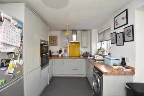8 Baker Road, Shotley Gate, Ipswich, IP9 1RT