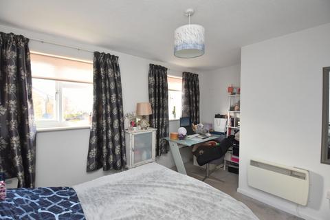 8 Baker Road, Shotley Gate, Ipswich, IP9 1RT