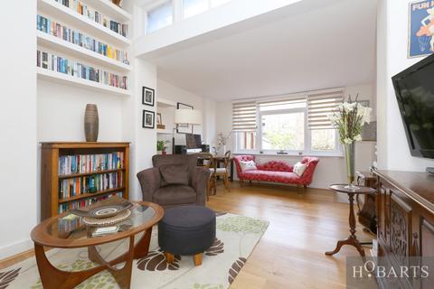 1 bedroom apartment for sale - Ferme Park Road, Crouch End, London