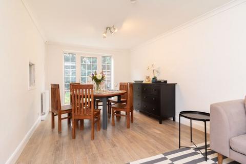 87 Oaklands, South Godstone, Godstone, RH9 8HX